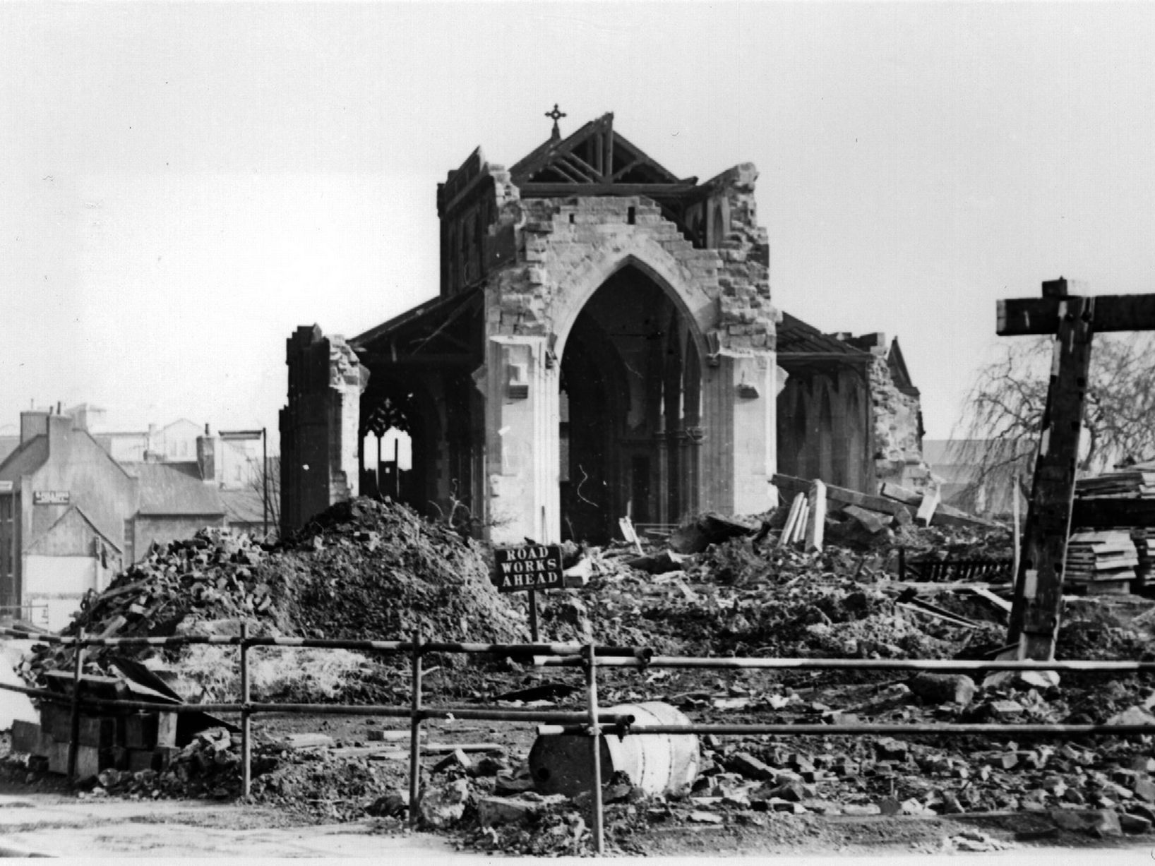 Demolition of St Alkmund's Church, Derby 1967/68. (Image: Eric Chapman / Derby Evening Telegraph.)